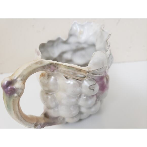 Vintage Royal Bayreuth Porcelain Lusterware Lustre Grape Creamer Pitcher & Plate - Picture 6 of 14